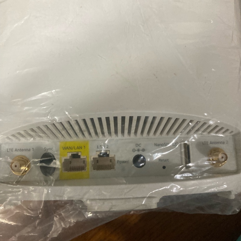 Netgear Orbi Wifi Router - Picture 6 of 10
